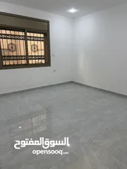 7 شقة شبه ارضية للبيع في طبربور للبيع كاش او اقساط