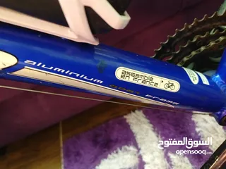  3 رود بايك فل المنيوم كامل 9سرعات صناعة فرنسية معو خوذة ومعو بوت رياضي