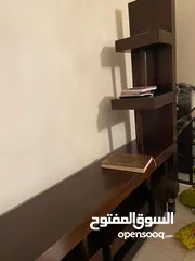  4 طاولة تلفزيون مع ديكور