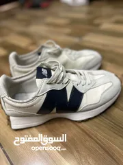  2 حذاء new balance 327 للبيع