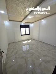 6 شقة فاخرة للبيع مع اطلالة رائعة و موقع مميز