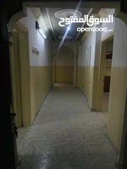 2 شقة طابقية للايجار (مدخل مستقل) بسعر مغري