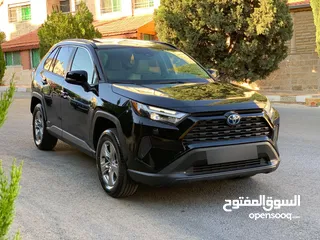  5 تيوتا رافور هايبرد 2023 xle لون اسود ملوكي جمرك اليوم اعلى صنف
