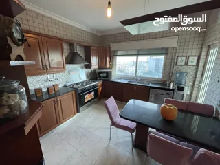  6 شقة مفروشة للإيجار 180م2 ( Property 15682 )-175025261