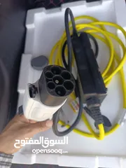  2 شاحن مدخل صيني بحالة ممتازة