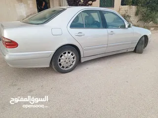  4 مارسيدس اليجنس 2002