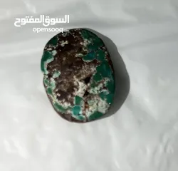  2 أحجار فيروز نيشابورية اصلية طبيعية للبيع
