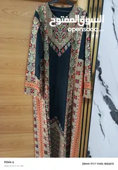  4 أثواب مطرزه للبيع  بنص السعر