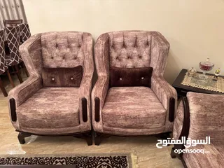  5 غرفة ضيوف مميزة مع طاولة سفرة