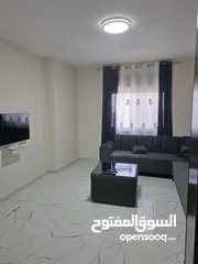  8 ستوديوهات جديده لم تسكن من قبل مع اامالك مباشرة