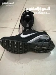  2 حذاء رياضة nike اصلي جديد