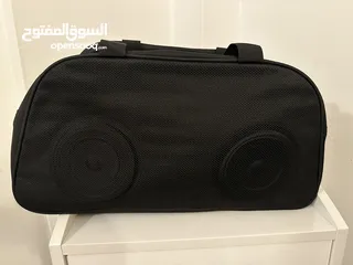  2 شنط ماركات للسفر او للرحلات