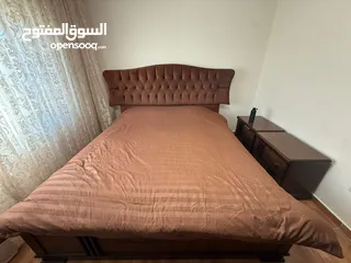  10 غرفه نوم مزوج مستعمله مع فرشه لانا خشب ثقيل وكاله