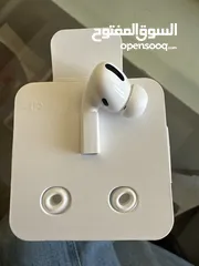  1 سماعه و احده ابل generation 2 pro  الجهه الشمال