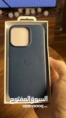  3 كفرات ايفون 15 جلد طبق الاصل بشعار ابل Apple مع الماق سيف