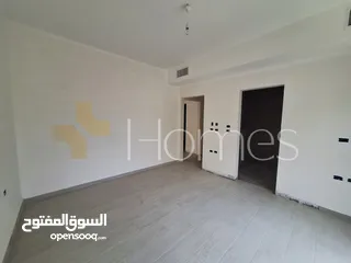  9 شقة طابق اول للبيع في عبدون بمساحة بناء 250م