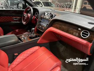  4 BENTLEY BENTAYGA V12