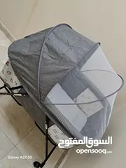  2 سرير اطفال شبه جديد استخدام اقل من اسبوعين شاهد الصور