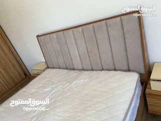  2 شقة طابقية فارغة للأيجار طابق ارضي - عبدون - 240م - (1109)