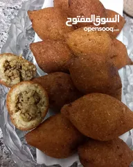  9 كبة وكعك بالتمر وورق عنب