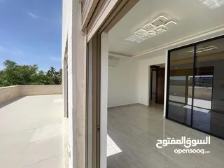  6 شقة طابقية (سكن خاص) للبيع بإطلالة (بانارومية) وجميلة جداً على السيتي مول وحدائق الحسين وقرب مكة مول