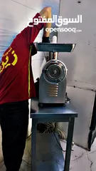  1 ماكنة لحمة TK 32 للبيع المستعجل  بحالة الوكاله