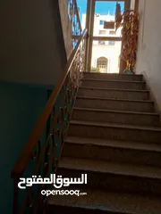  4 شقة شبه ارضي بحال الوكالة للبيع في مرج الحمام قرب قصر الامير محمد بسعر مغري