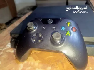  1 يد xbox الأصلية