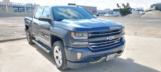  1 Chevrolet Silverado LTZ 1500