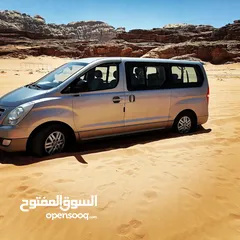  1 خدمة تأجير وتوصيل الى المطار والجسر باص سياحي