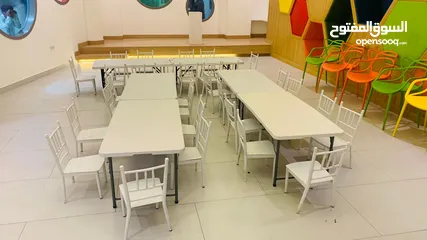  1 baby chair and for rent أطفال كراسي و طاولات ايجار