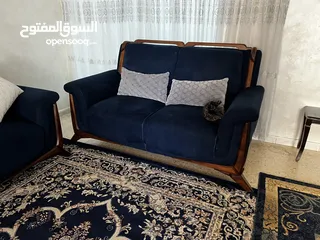  4 كنب بحالة الجديد ولا خددد اسفنج دان لوب مريح
