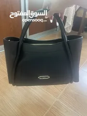  7 chris bella black leather purse for women. شنتة/شنطة/حقيبة كريس بيلا جلد اسود نسائية حجم كبير جديدة