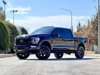  5 2022 FORD F-150 Platinum Hybrid Black-Edition