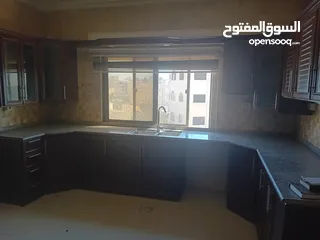  4 شقة للايجار