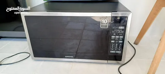  1 Samsung Microwave, Perfectly Working