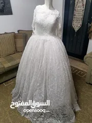  9 بدلات زفاف وخطبة وملون... فساتين زفاف وخطبة وملون وطرحات عروس وتوربان عروس