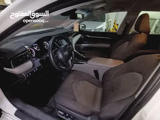  6 Camry LE 2019