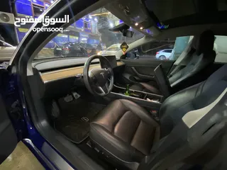  24 تيسلا 2019 model 3 ستاندرد بلس بحالة الوكالة لون مميز جنط 19 للبيع بسعر لقطة ومحروووووق