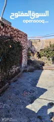  6 قفقفا 13 دنم منطقة مزارع وشاليهات وطبيعة خلابة مسيجة جدار حجر
