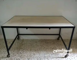  1 طاولة رخانه للبيع