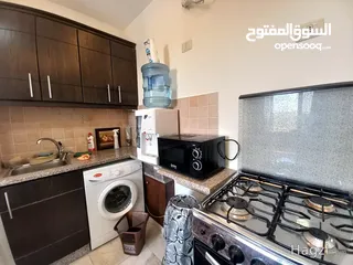  7 روف مفروش للايجار في جبل عمان  ( Property 32708 )