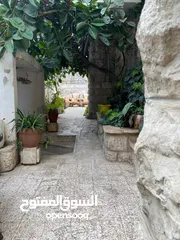  5 عمارة للبيع جبل الجوفة قرب مسجد الجوفة القديم