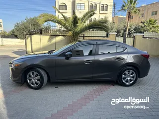  5 Mazda zoom 3 2018