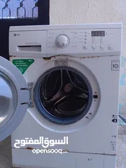  1 غسالة LG دايركت درايف