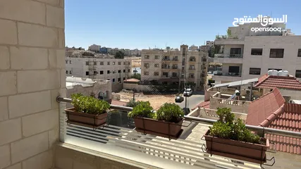  1 شقة فاخرة للبيع في ضاحية النخيل