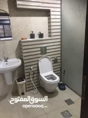  11 شقة مفروشة. ايجار