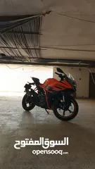  5 دراجة KTM RC390 - 2022