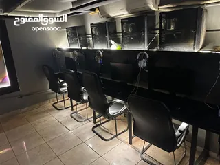  4 محل الكترونيات و اجهزة كمبوتر للبيع
