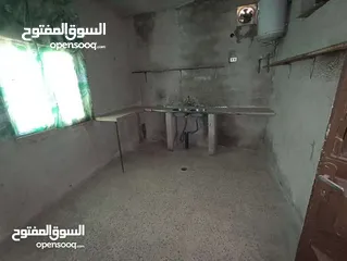  4 بيت مستقل للبيع في الهاشميه حي الفيحاء